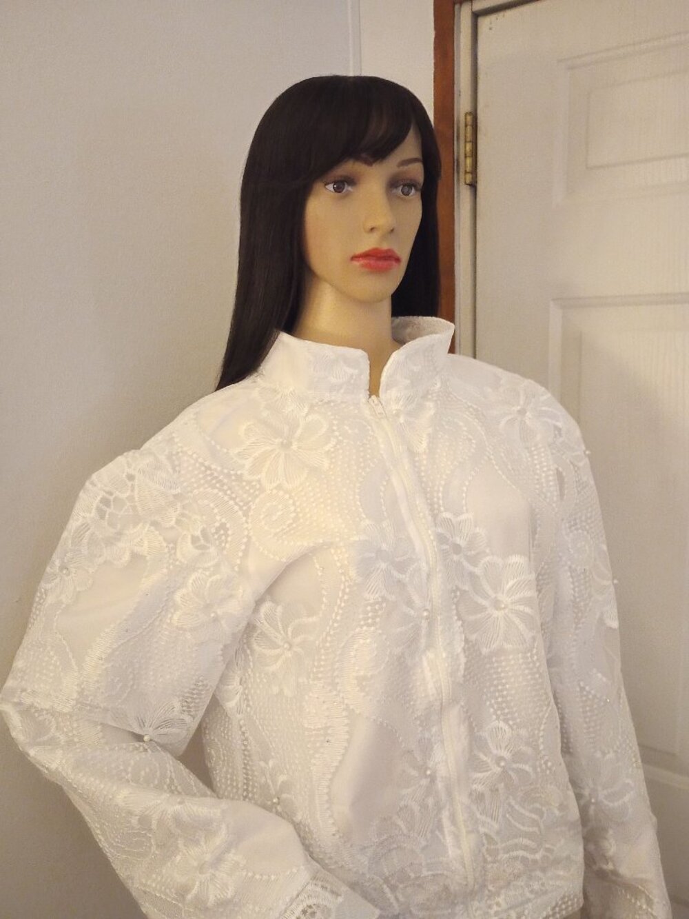 White lace bomber jacket - Picture 2 of 3